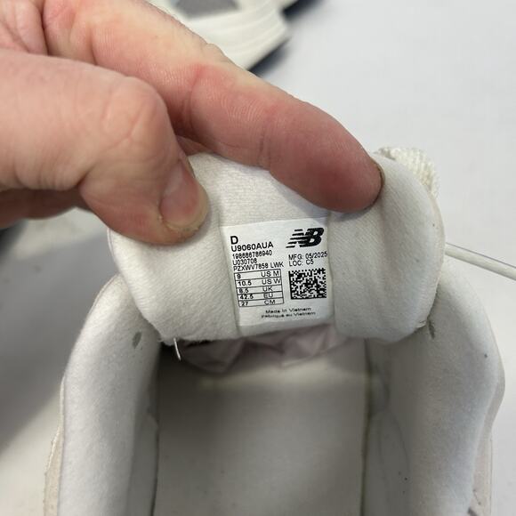 New Balance 9060 “Bisque Frosted Glass White” U9060AUA main image 5